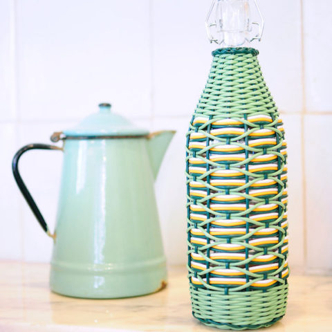 Braided Clementina bottle with green waves